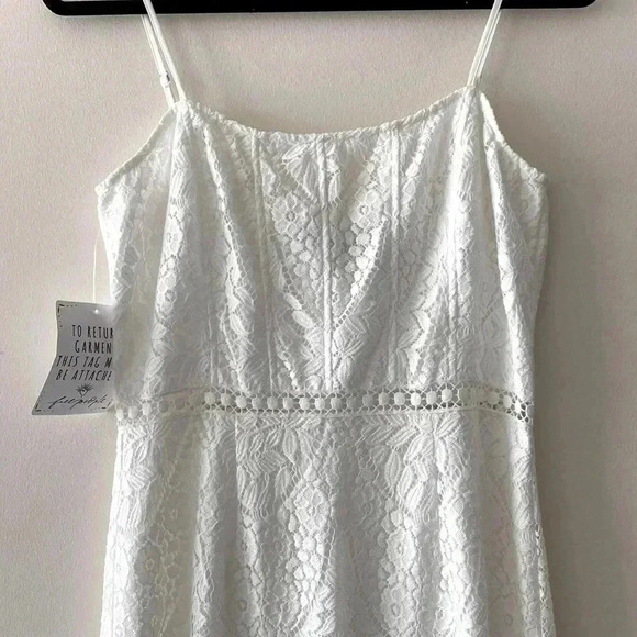 SAYLOR Eizelle Dress in Ivory - Picture 8 of 15